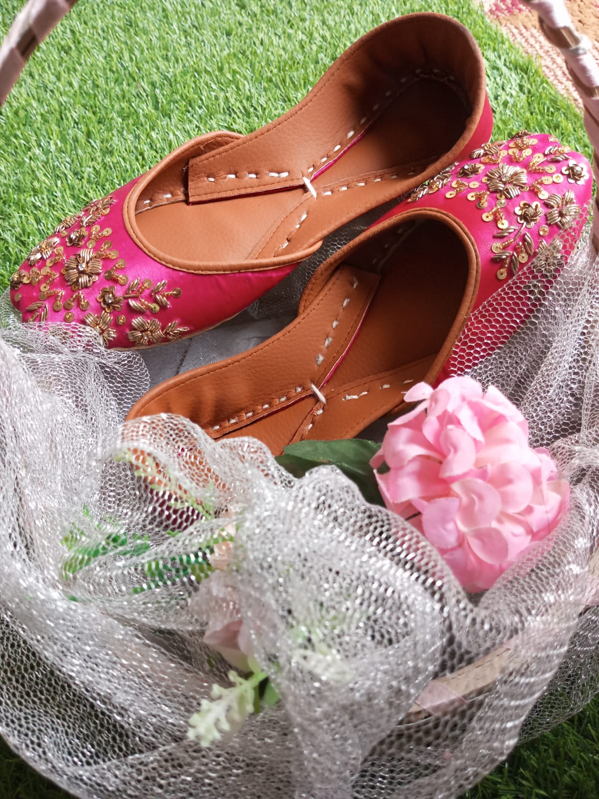 Blush Radiance Khussa