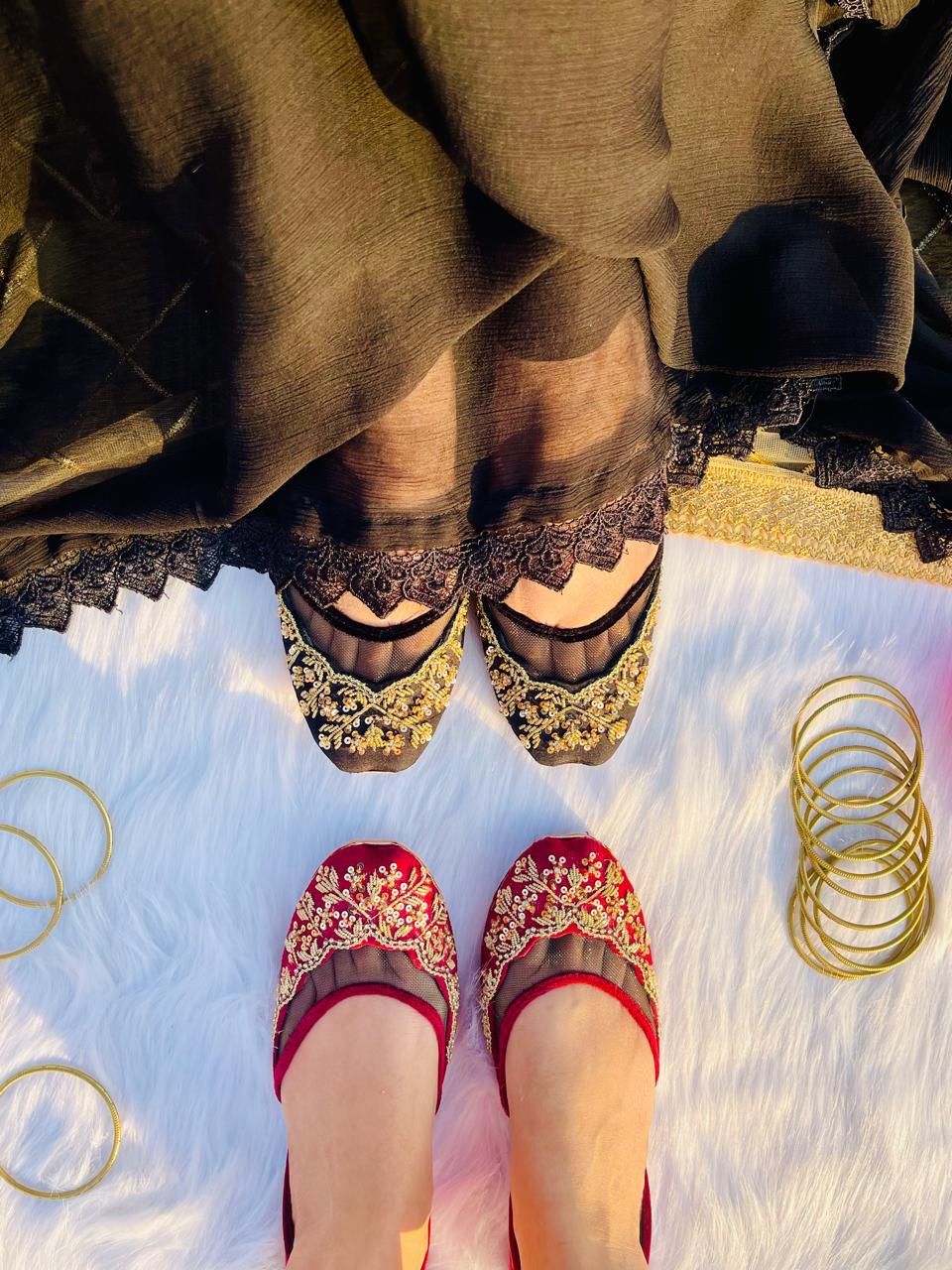 Ethereal Net Handwork Khussa