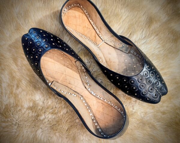 Heritage Hand-Cut Leather Khussa