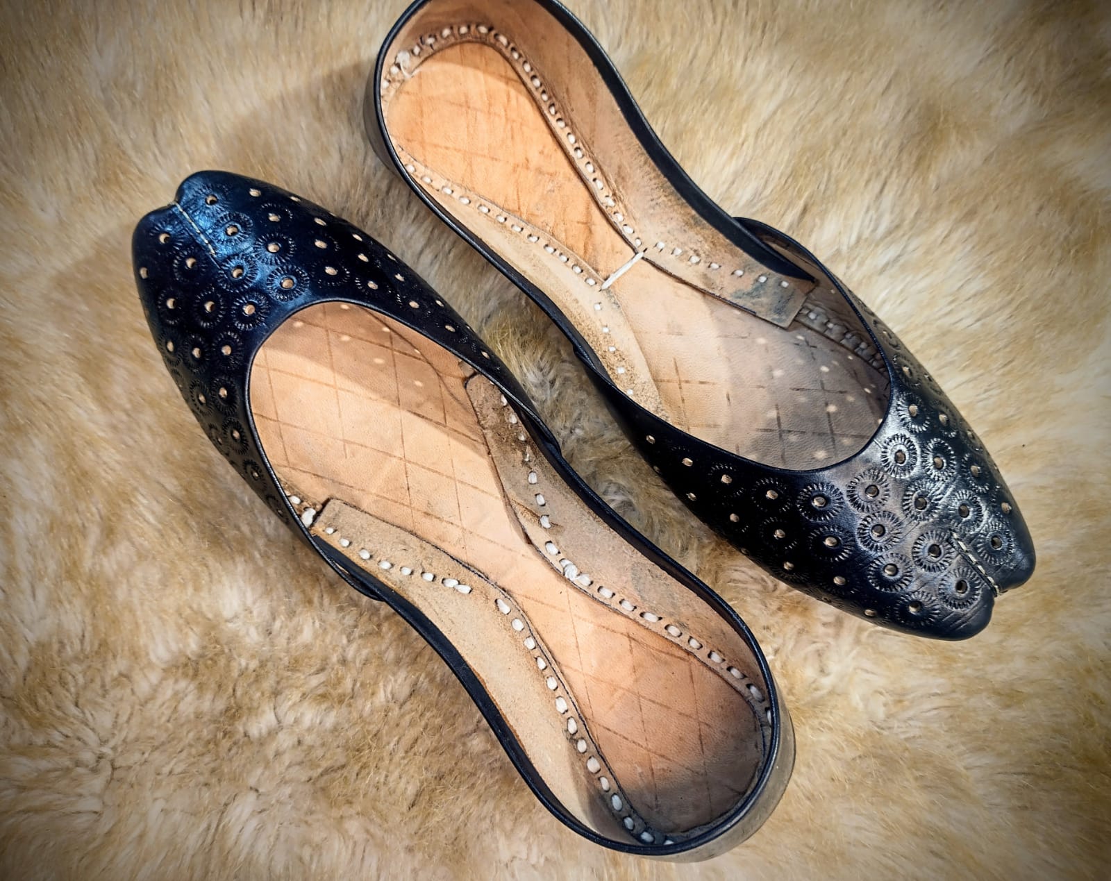 Heritage Hand-Cut Leather Khussa