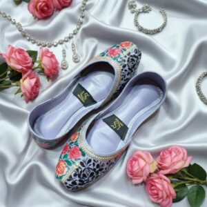 Handmade Truck Art Khussa for Women – Colorful Traditional Pakistani Footwear