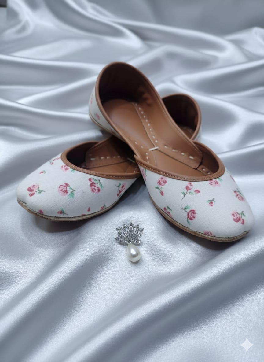 Vibrant Digital Printed Khussa – Casual & Festive Wear